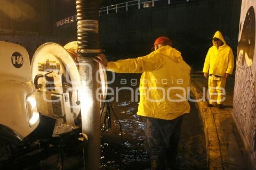 INUNDACIÓN DEL PUENTE DE LA CAPU