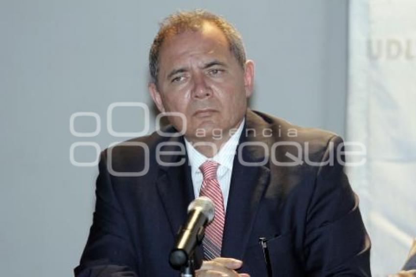 FORO ACTIVIDAD PERIODÍSTICA, FUNCIÓN SOCIAL Y RIESGOS