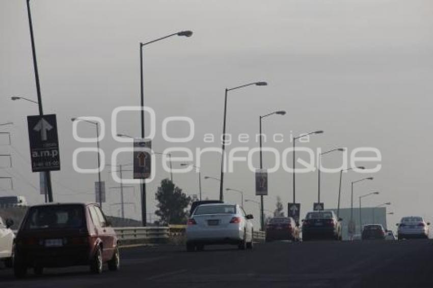 PERIFÉRICO CON NEBLINA