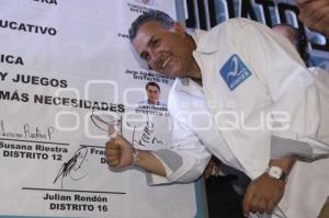 CAMPAÑAS . FRANCO RODRÍGUEZ