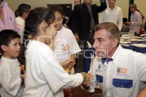CAMPAÑAS. TONY GALI