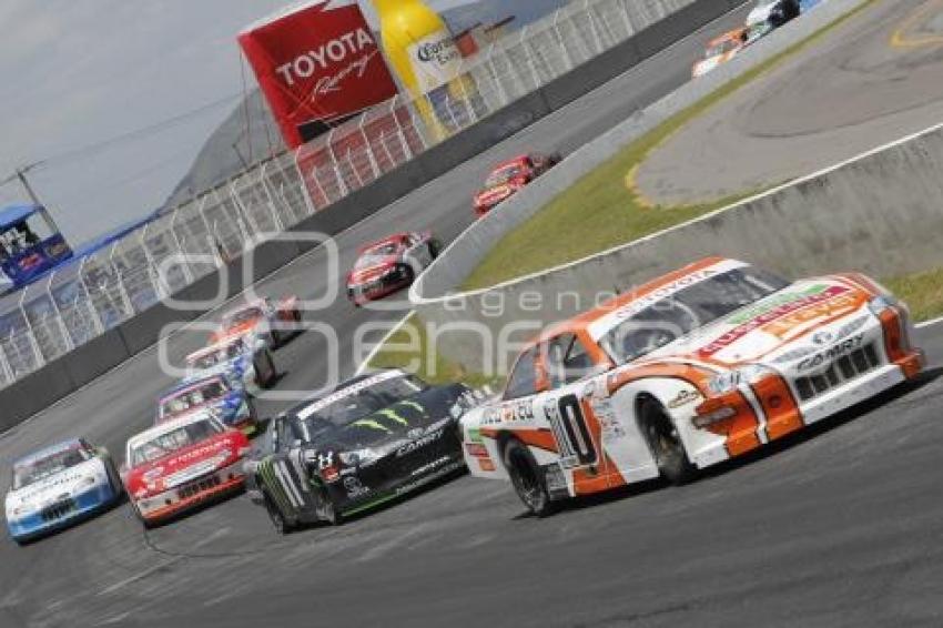 CARRERA NASCAR TOYOTA SERIES