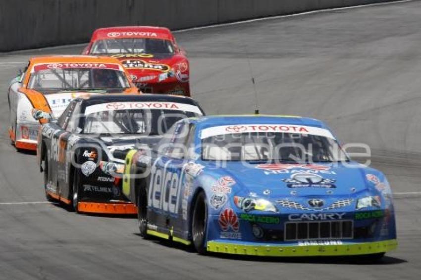 CARRERA NASCAR TOYOTA SERIES