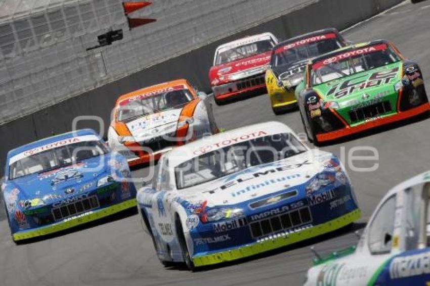 CARRERA NASCAR TOYOTA SERIES