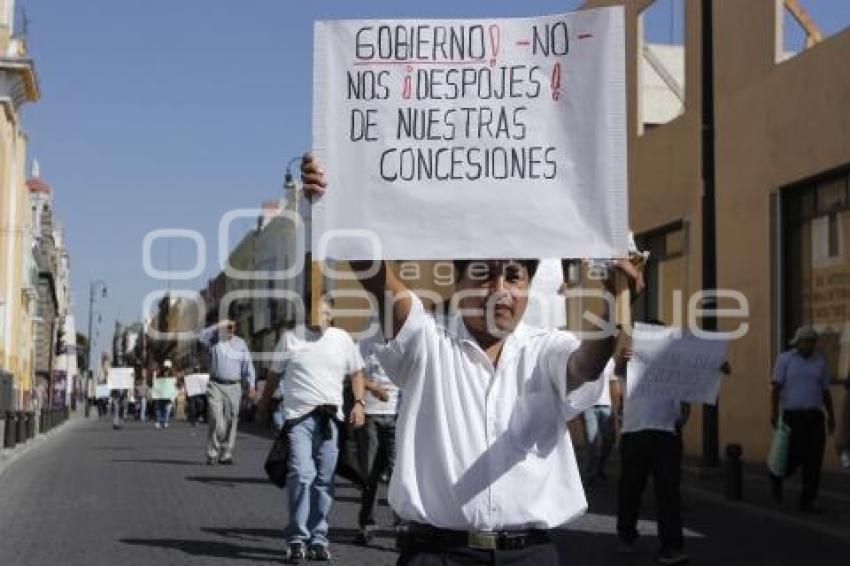 MANIFESTACIÓN EN CONTRA DEL METROBÚS