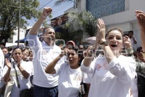 FRANCO RODRÍGUEZ Y LAURA BALLESTEROS RECORREN LA 25 PONIENTE EN BICI