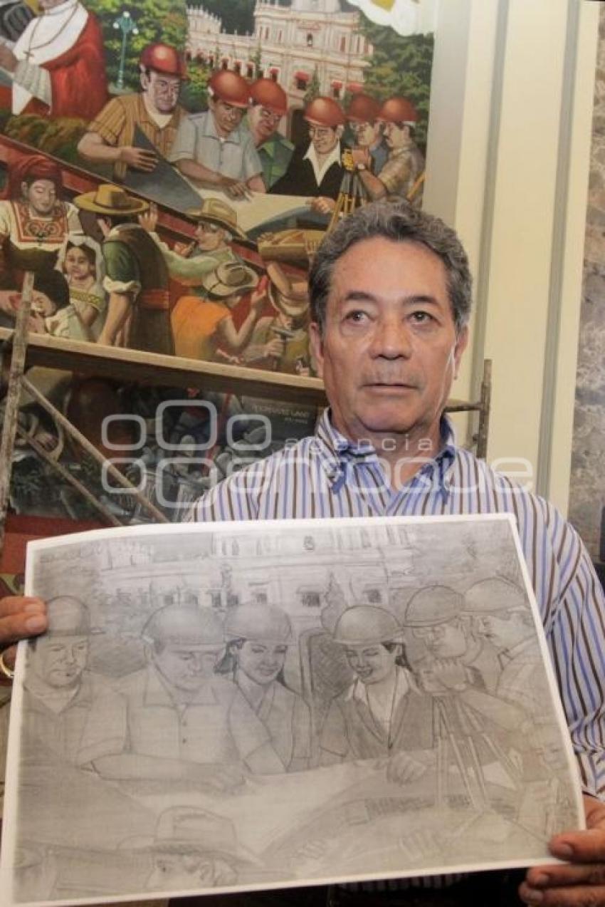 RETIRAN A MARÍN DE MURAL DEL AYUNTAMIENTO