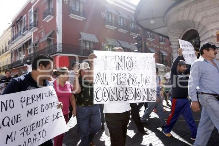 MANIFESTACIÓN EN CONTRA DEL METROBÚS