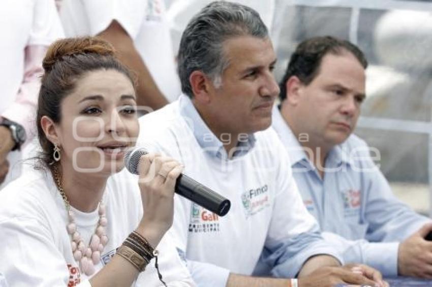 FRANCO RODRÍGUEZ Y LAURA BALLESTEROS. RUEDA DE PRENSA