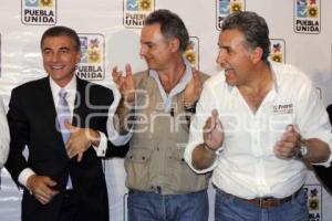 FRANCO RODRÍGUEZ ACOMPAÑÓ A TONY GALI AL TÉRMINO DEL DEBATE