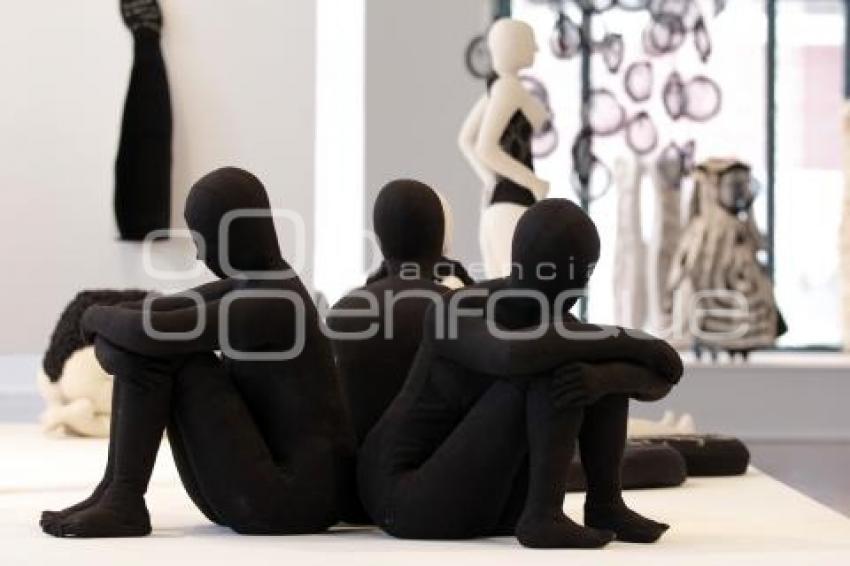 EXPOSICIÓN CUERPO AUSENCIA: HILVANANDO IDENTIDADES