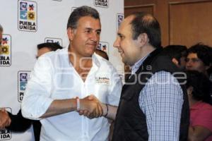 FRANCO RODRÍGUEZ ACOMPAÑÓ A TONY GALI AL TÉRMINO DEL DEBATE