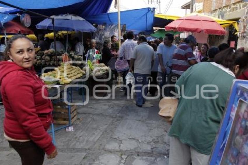 DÍA DE PLAZA EN SAN JERÓNIMO