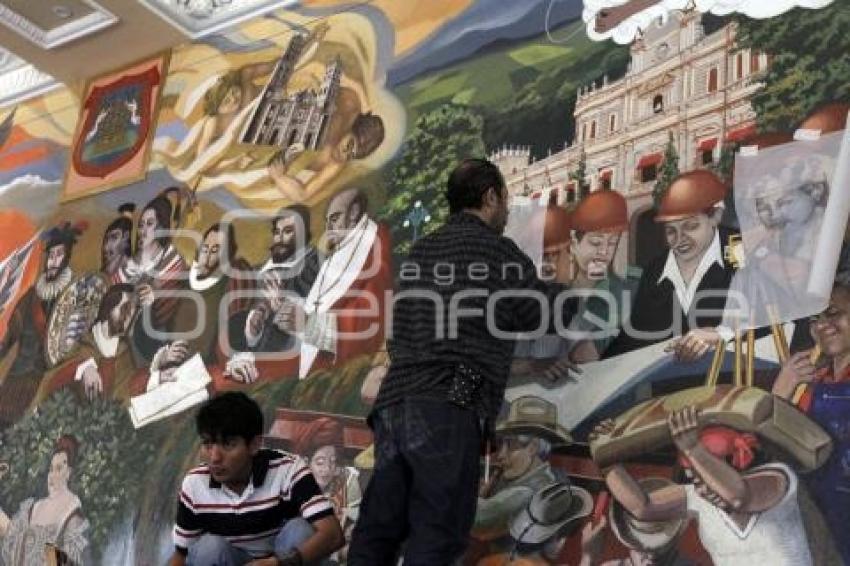 BORRAN A MARIO MARÍN DEL MURAL DE PROTOCOLOS EN PALACIO MUNICIPAL