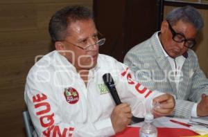 ENRIQUE AGÜERA CON COMERCIANTES DEL CENTRO HISTÓRICO