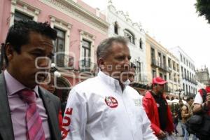ENRIQUE AGÜERA CON COMERCIANTES DEL CENTRO HISTÓRICO