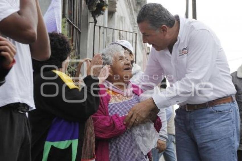 FRANCO RODRÍGUEZ SE REÚNE CON VECINOS DEL CARMEN