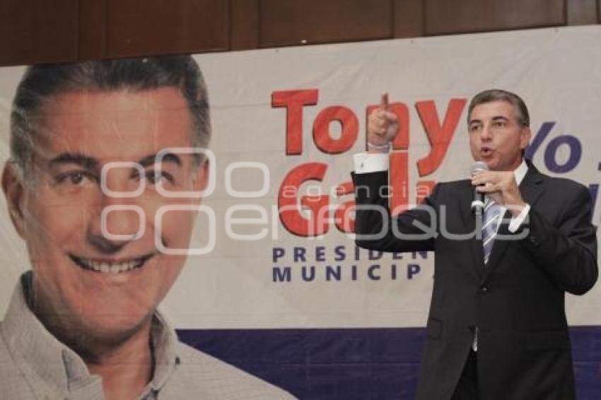 GALI . REUNIÓN CON ABOGADOS