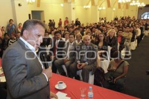 CAMPAÑAS. ENRIQUE AGÜERA