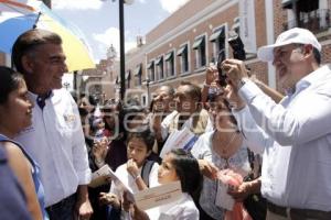 FRANCO RODRÍGUEZ Y TONY GALI RECORREN CALLES DEL CENTRO HISTÓRICO