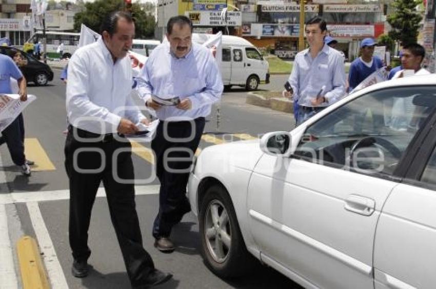 PABLO MONTIEL Y HÉCTOR LARIOS
