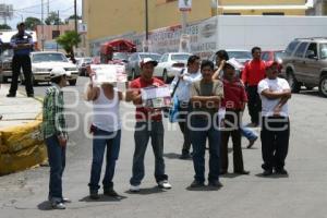 MANIFESTACIÓN TIANGUISTAS SAN MARTÍN