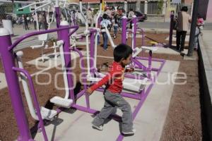 INAUGURAN GIMNASIO AL AIRE LIBRE