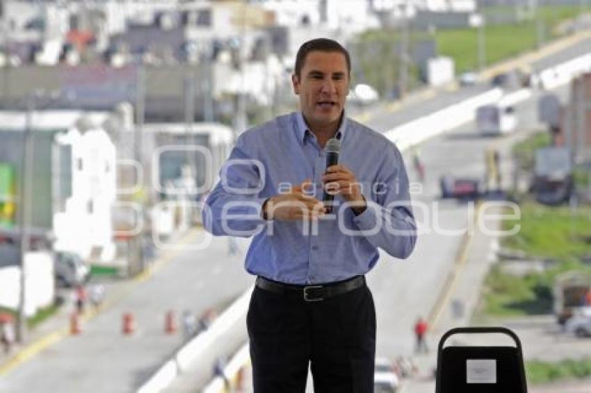 PAVIMENTACIÓN DE AVENIDA LA LIBERTAD