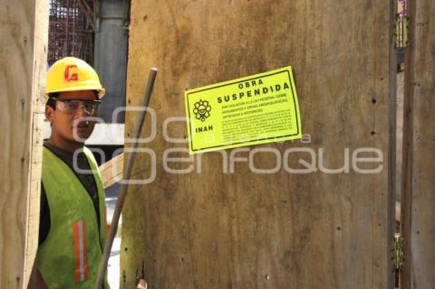 SELLOS DE CLAUSURA EN LA OBRA DEL TELEFÉRICO