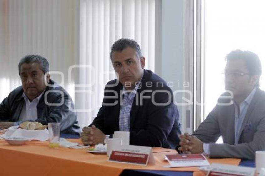 FRANCO RODRÍGUEZ SE REÚNE CON LA CMIC