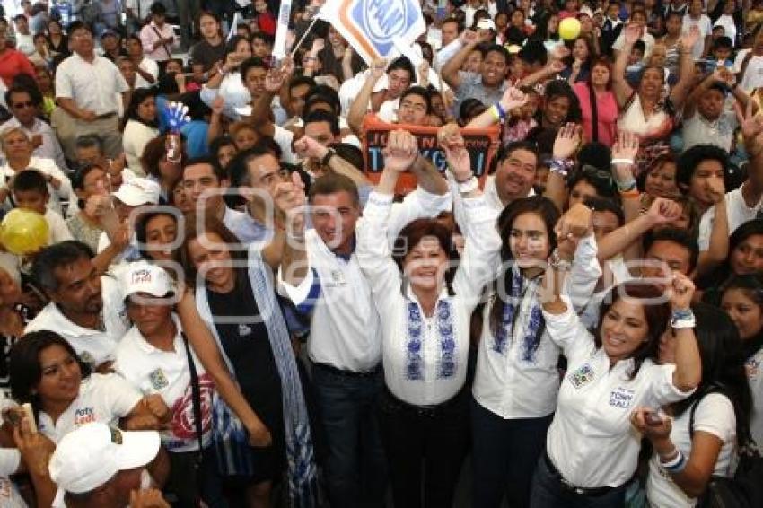 CIERRE DE CAMPAÑA PATY LEAL