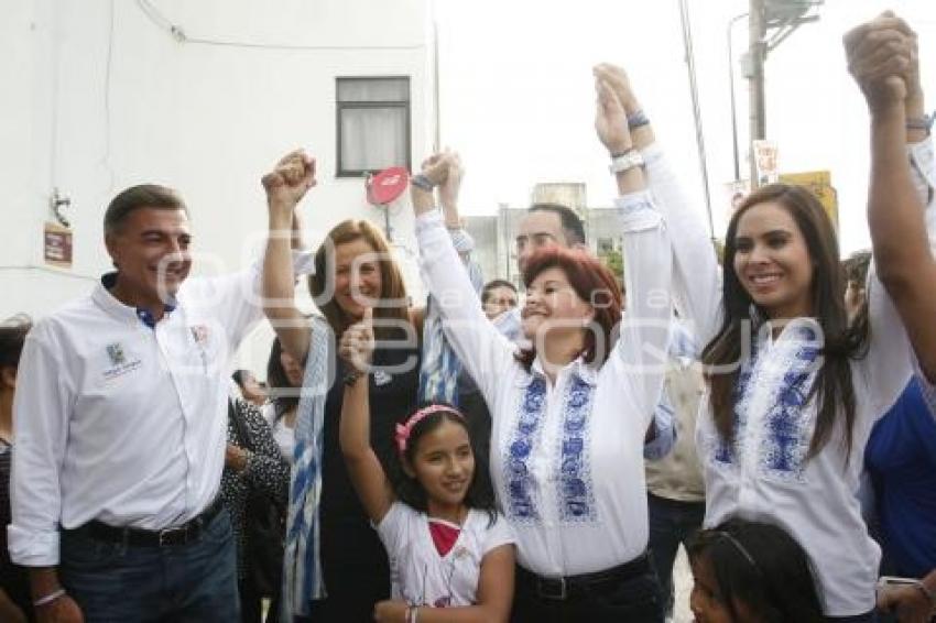 CIERRE DE CAMPAÑA PATY LEAL
