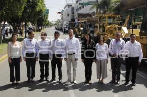 INICIA PAVIMENTACIÓN CON CONCRETO HIDRÁULICO 11 NORTE SUR