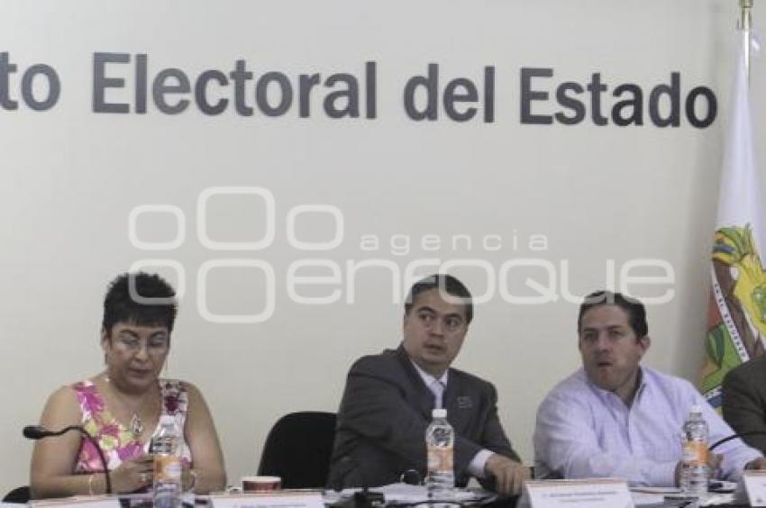 SESIÓN DEL INSTITUTO ELECTORAL DEL ESTADO. IEE