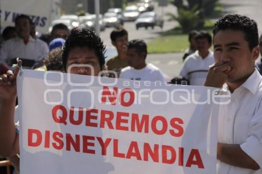 TRANSPORTISTAS CONTRA LA LÍNEA DOS DE RUTA