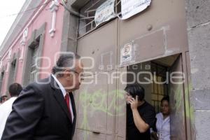 ROBAN URNAS EN LA 13 ORIENTE