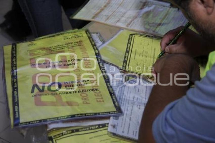 LLEGAN PAQUETES ELECTORALES A OFICINAS DISTRITALES