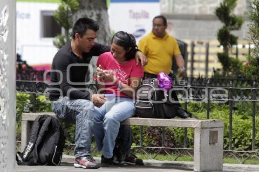 VIDA COTIDIANA. ZÓCALO