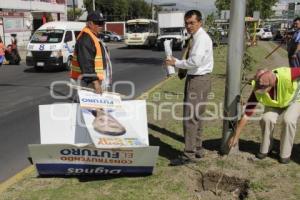 AYUNTAMIENTO RETIRA PROPAGANDA ELECTORAL