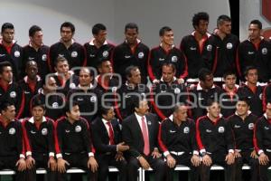 PRESENTACIÓN LOBOS BUAP APERTURA 2013