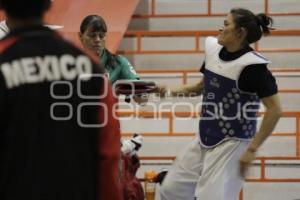 ENTRENAMIENTO SELECCIÓN NACIONAL DE TAEKWONDO