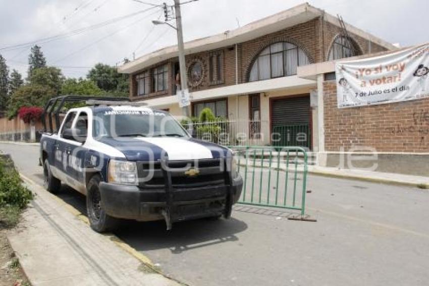 BRONCA EN CORONANGO POR TRASLADO DE PAQUETERÍA ELECTORAL