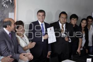 ENTREGA CONSTANCIA DE MAYORIA ANTONIO GALI