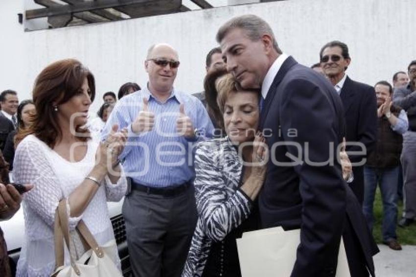 ENTREGA CONSTANCIA DE MAYORIA ANTONIO GALI