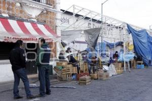 SE REUBICAN COMERCIANTES DEL MERCADO 5 DE MAYO