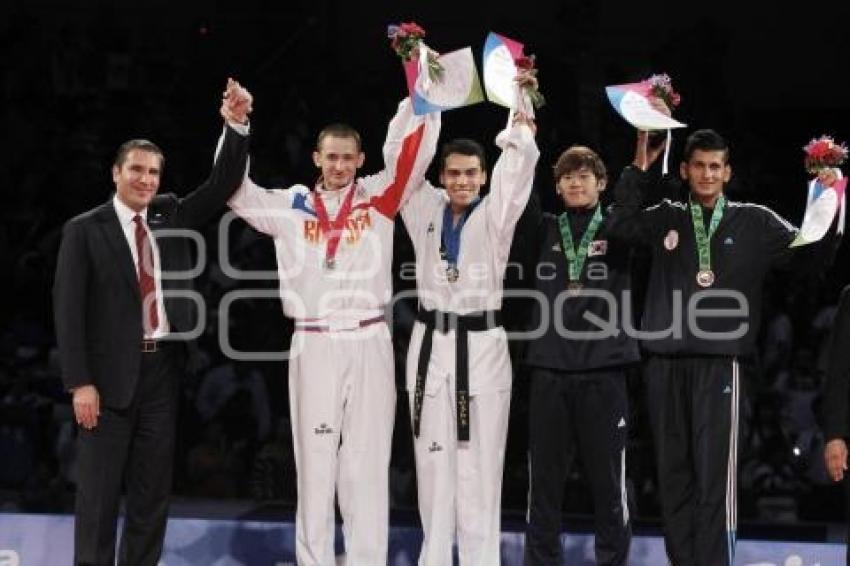 URIEL ADRIANO GANA MEDALLA DE ORO EN EL MUNDIAL DE TAEKWONDO