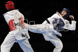 URIEL ADRIANO GANA MEDALLA DE ORO EN EL MUNDIAL DE TAEKWONDO