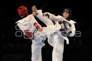 URIEL ADRIANO GANA MEDALLA DE ORO EN EL MUNDIAL DE TAEKWONDO
