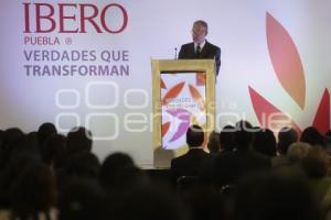 IBERO . GRADUACIÓN