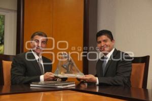 EDUARDO RIVERA SE REÚNE CON TONY GALI